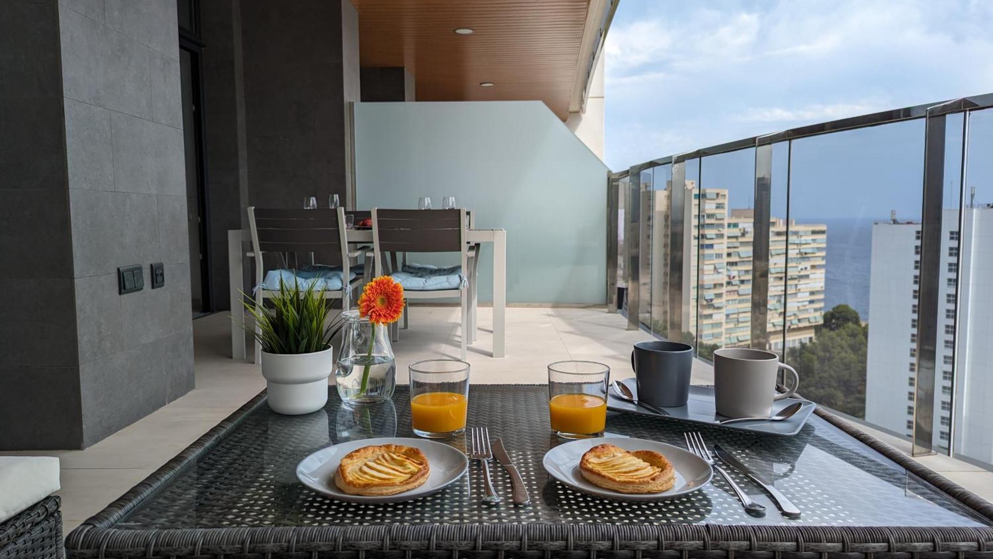 Sunset Waves Sea View Apartments Benidorm Kültér fotó